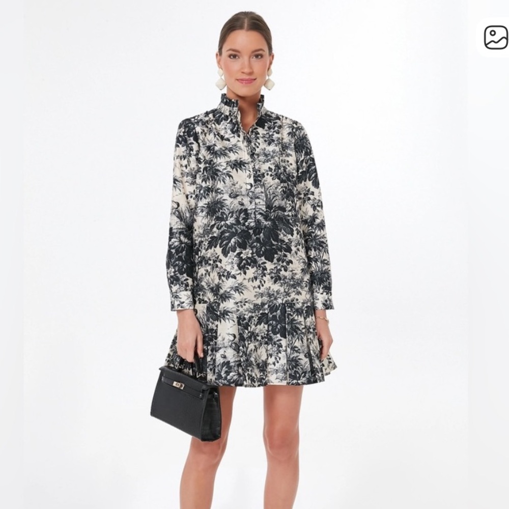 Tuckernuck Black and Cream Long-Sleeve Floral A-Line Dress